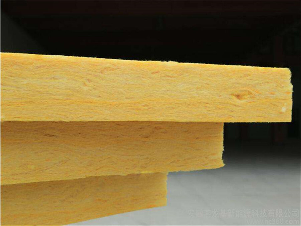 The difference between glass wool board and rock wool board